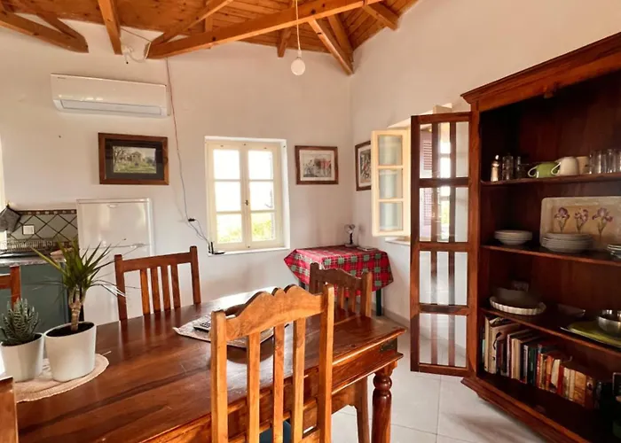 Garys Old بيت للعطل Kamária